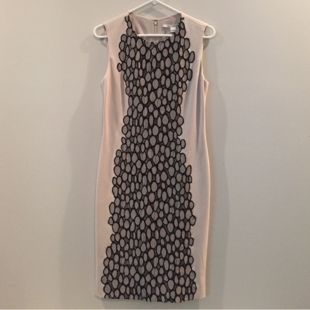 Diane Von Furstenberg Tilda knit sheath dress with black lace applique Size 10 - Picture 5 of 11